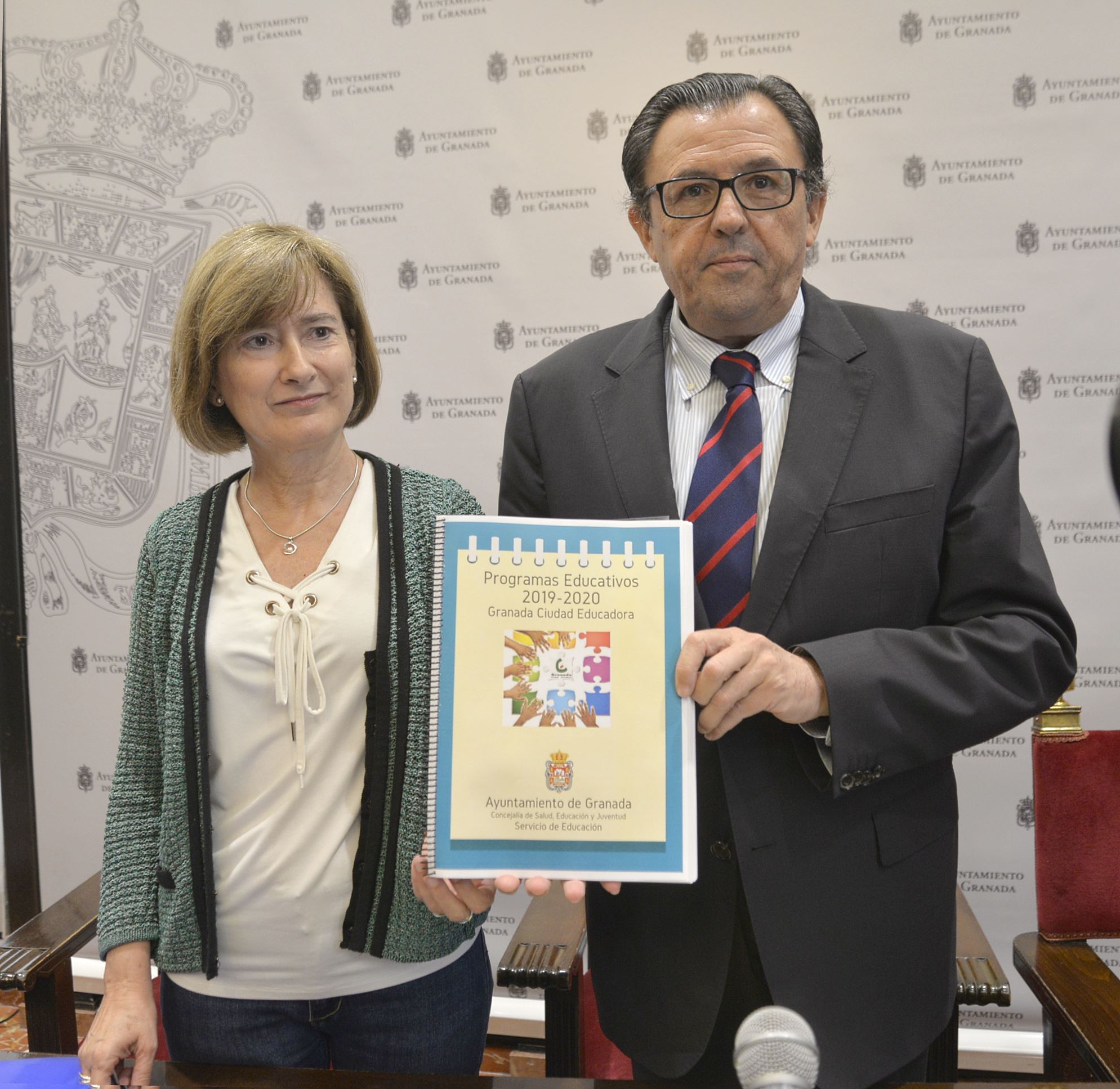 ©Ayto.Granada: El Ayuntamiento pone a disposición de los centros escolares 112 programas educativos ©Ayto.Granada: El Ayuntamiento pone a disposición de los centros escolares 112 programas educativos